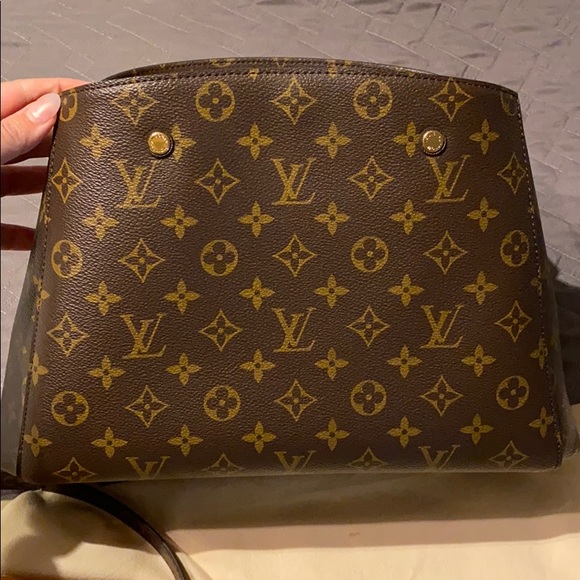 Louis Vuitton Montaigne MM - Picture 10 of 10